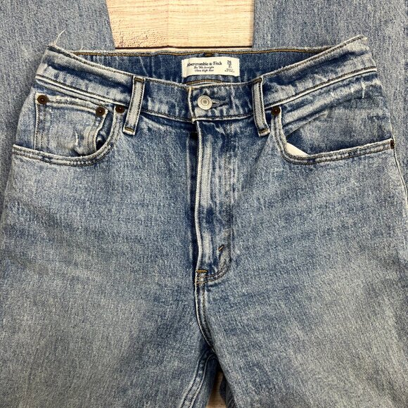 Abercrombie & Fitch The 90s Straight High Rise Jeans Size 26 Light Wash Vintage - Picture 8 of 8